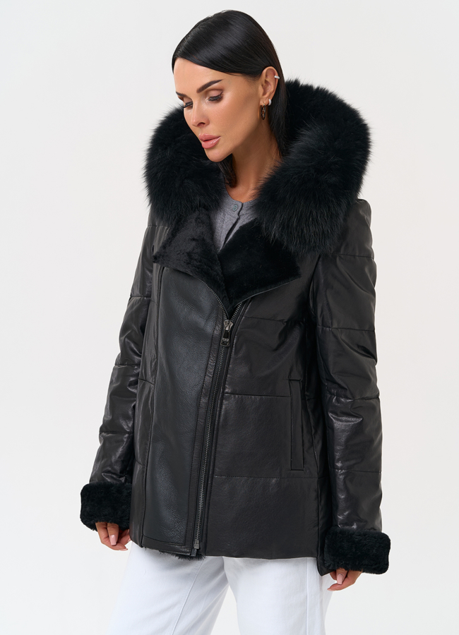 Короткий пуховик из натуральной кожи с капюшоном модель № 31374 универмаг малина