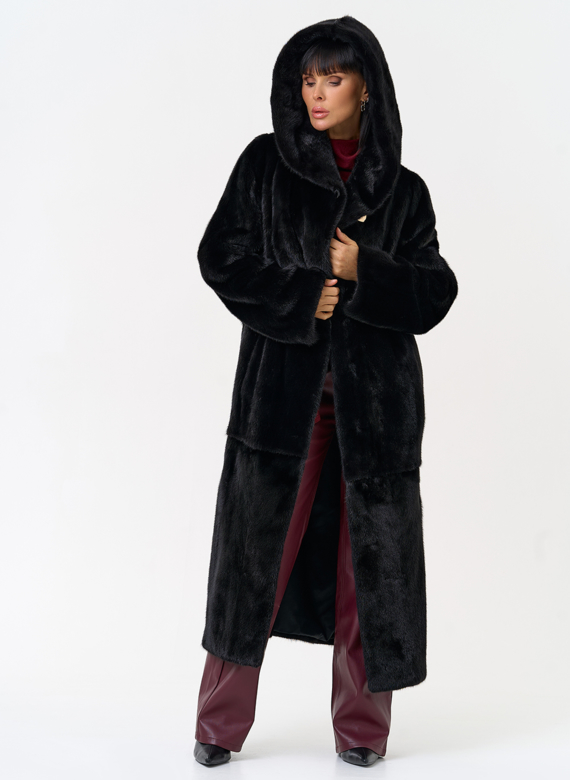 Женская шуба из скандинавской норки с капюшоном