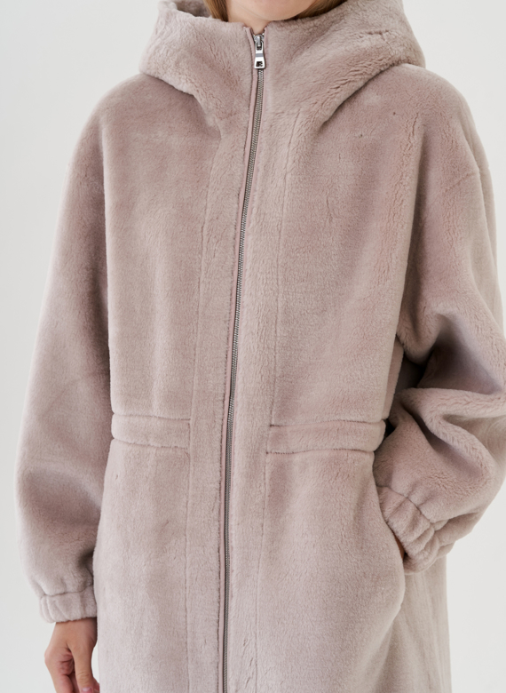 Пальто женское с капюшоном 