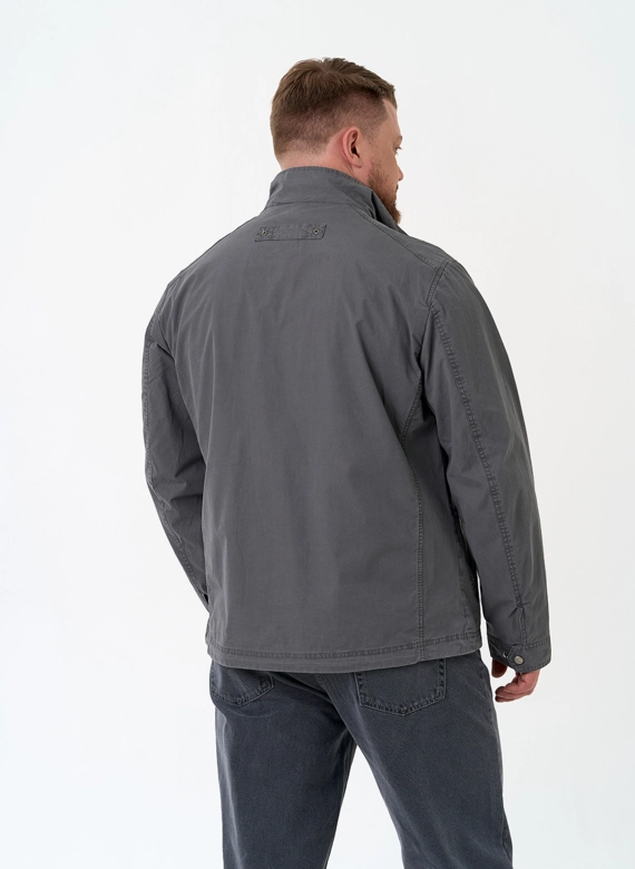 Мужская куртка ветровка с воротником стойкой