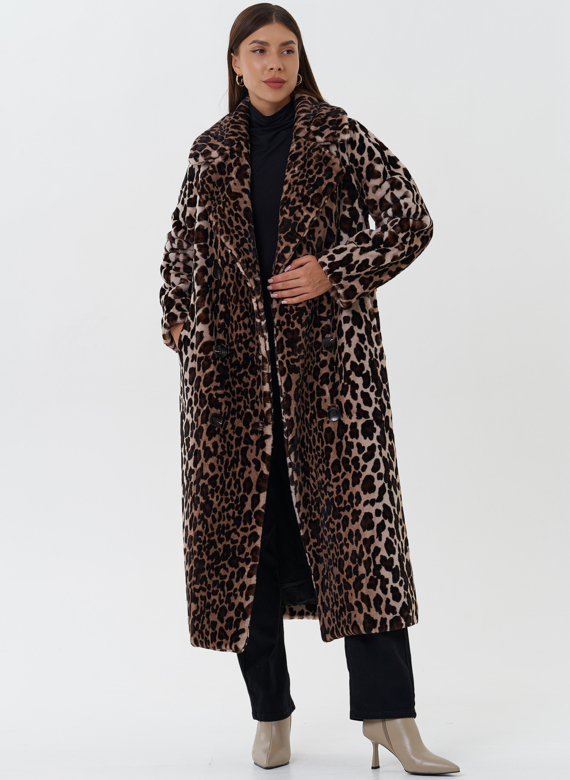 Пальто из эко меха с анималистичным принтом