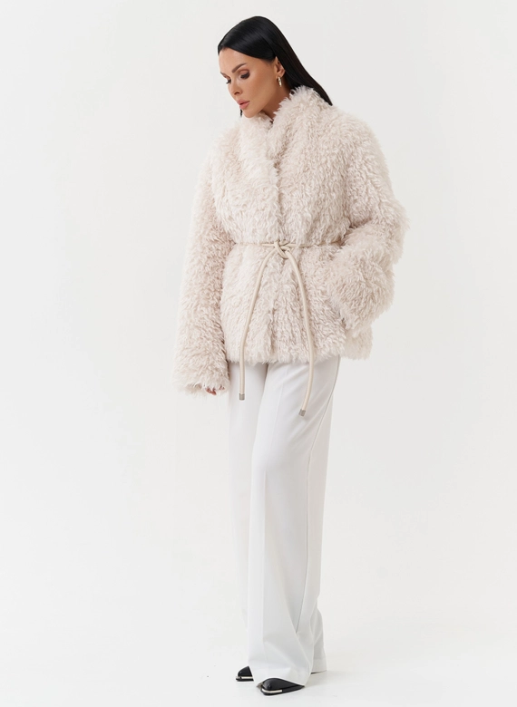 Шуба из эко меха под овчину