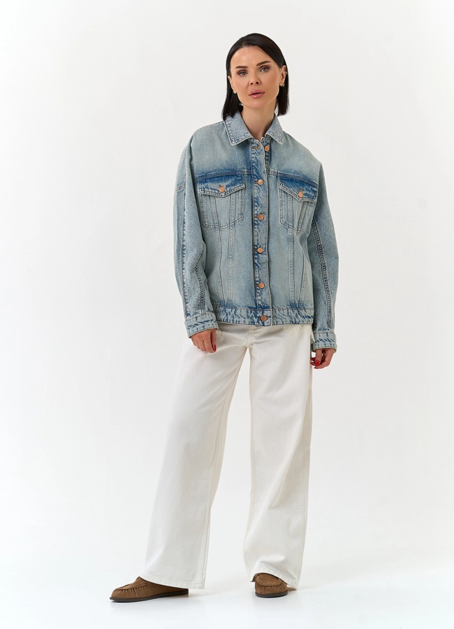 Женская джинсовая куртка со стразами модель № 33130 в рассрочку